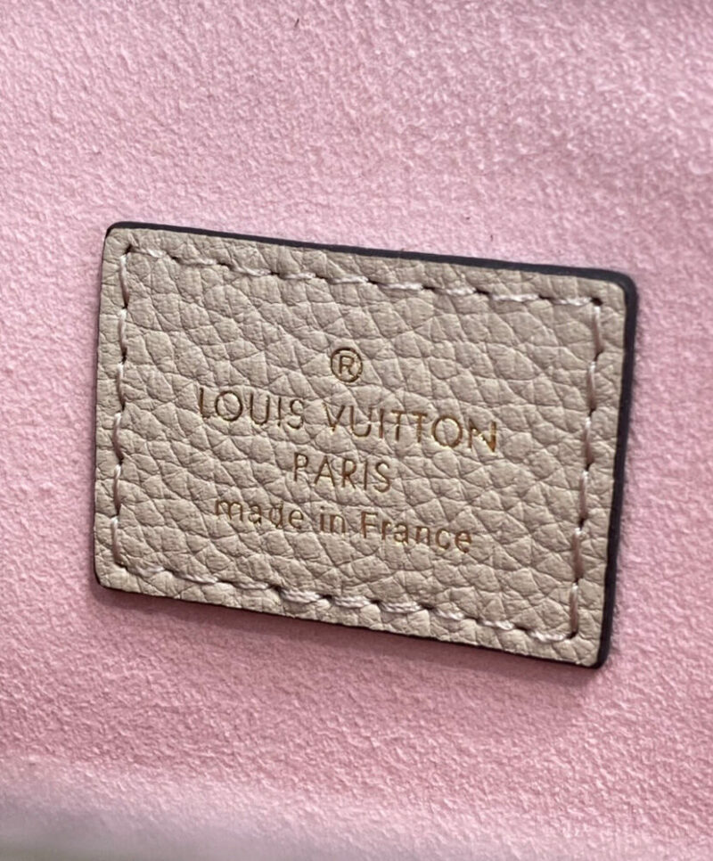 Louis Vuitton Lockme Shopper M57346